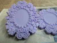 Camafeo Resina Morado REF.CARE004 Medida 18 X 25 mm 1,10 Euros / Unidad